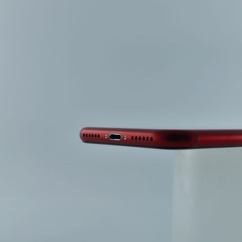 Смартфон Apple iPhone SE Gen.2 128 GB Red USED **