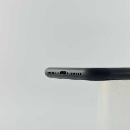 Смартфон Apple iPhone Xr 64 GB Black USED **