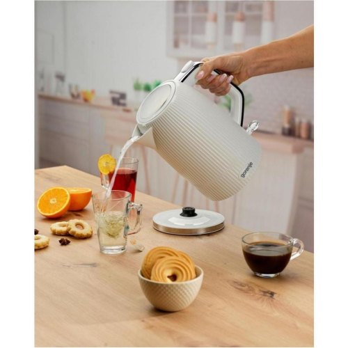Електрочайник Gorenje K17DPW, 1.7л, Strix контроль, матовий білий