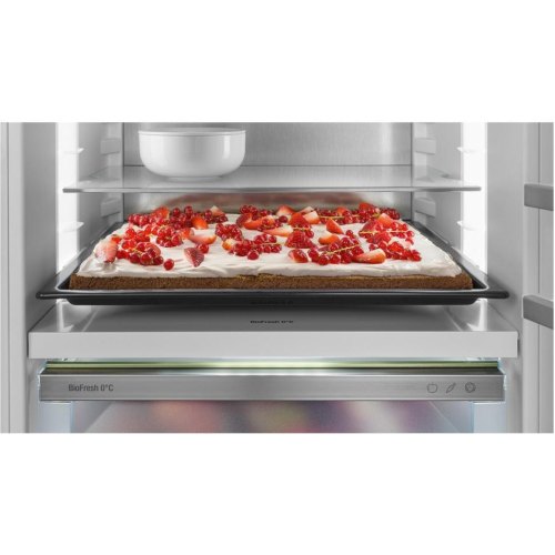 Холодильна камера вбудована Liebherr IRBD5120, 291л, A++, ST, внутрішній дисплей, BioFresh, біла