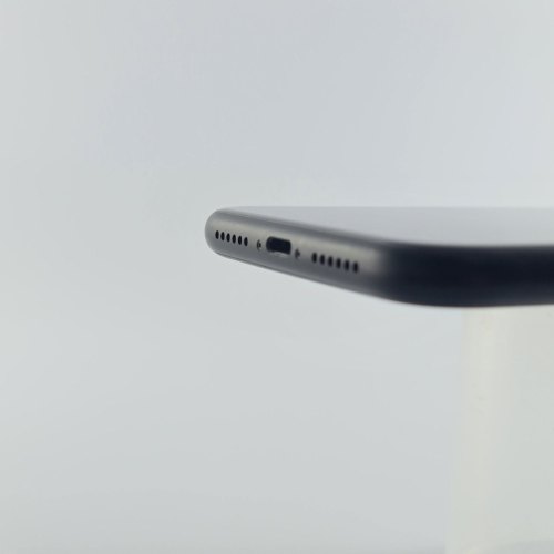 Смартфон Apple iPhone Xr 64 GB Black USED **