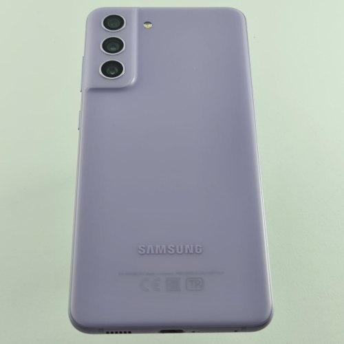 Смартфон Samsung Galaxy S21 FE 5G (G990B) 128Gb Lavender (SM-G990BLVDSEK) USED **