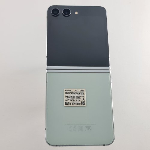 Смартфон Samsung Galaxy Z Flip 5 256 GB Light Green USED **