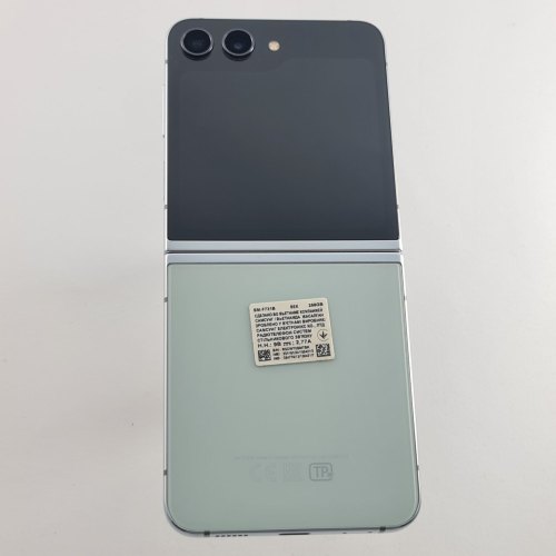 Смартфон Samsung Galaxy Z Flip 5 256 GB Light Green USED **