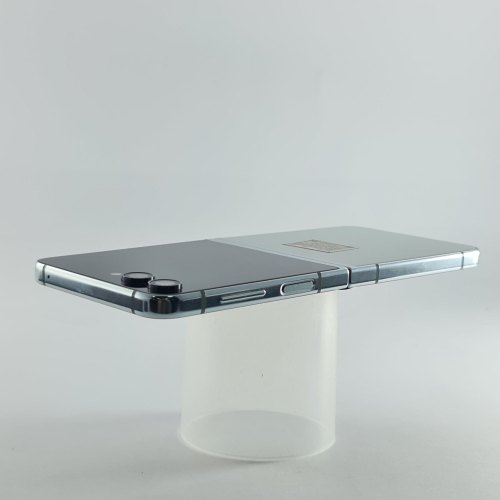 Смартфон Samsung Galaxy Z Flip 5 256 GB Light Green USED **