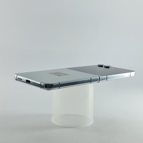 Смартфон Samsung Galaxy Z Flip 5 256 GB Light Green USED **