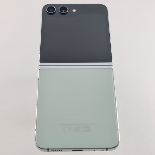 Смартфон Samsung Galaxy Z Flip 5 256 GB Light Green USED **
