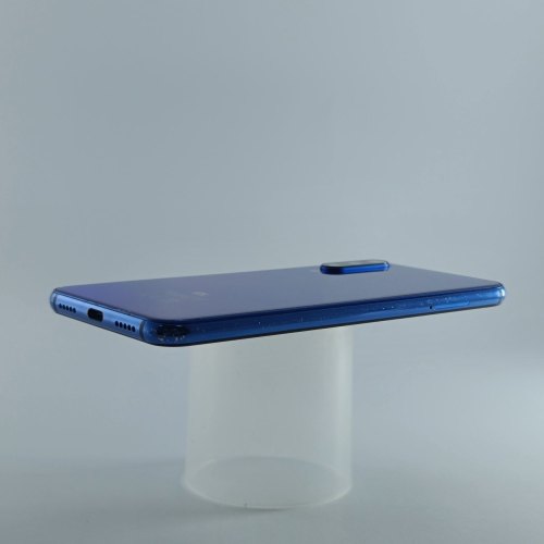 Смартфон Xiaomi Mi 9 SE 128 GB Ocean Blue USED **