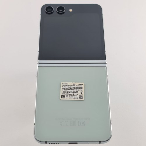 Смартфон Samsung Galaxy Z Flip 5 256 GB Light Green USED **