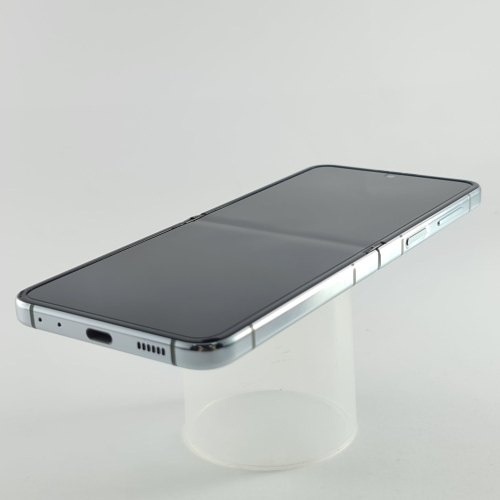 Смартфон Samsung Galaxy Z Flip 5 256 GB Light Green USED **