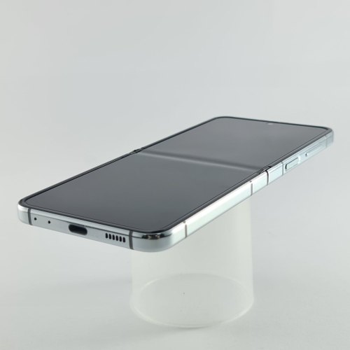 Смартфон Samsung Galaxy Z Flip 5 256 GB Light Green USED **