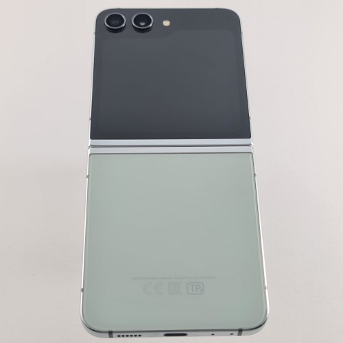 Смартфон Samsung Galaxy Z Flip 5 256 GB Light Green USED **