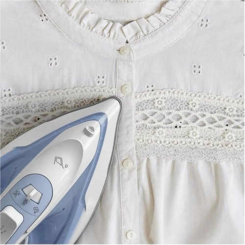 Праска Tefal Virtuo 30, 2000Вт, 240мл, паровий удар 120гр, постійна пара 27гр, керамічна підошва, біло-блакитна (FV2C41E0)