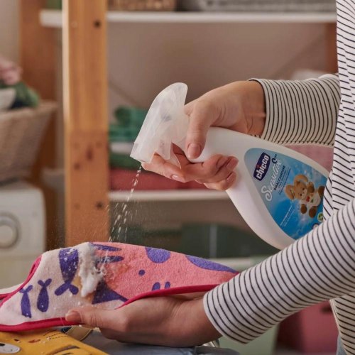 Засіб для видалення плям Chicco Sensitive, 500мл (8058664122240)