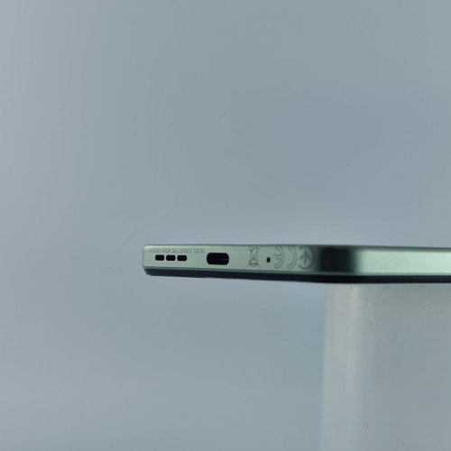 Смартфон Motorola Moto G24 (XT2423) 4/128Gb Ice Green USED **