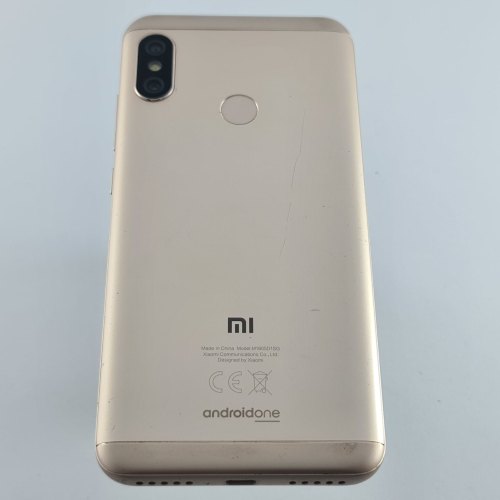Смартфон Xiaomi Mi A2 lite 4/64Gb Gold USED **