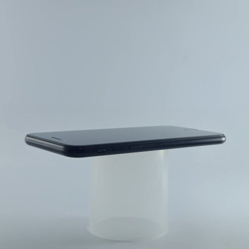 Смартфон Apple iPhone SE2 128GB Black USED **