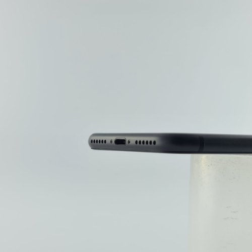 Смартфон iPhone 8 64GB Space Grey, model A1905 USED **