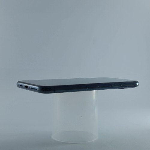 Смартфон Apple iPhone 11 Pro 64 GB Midnight Green USED **