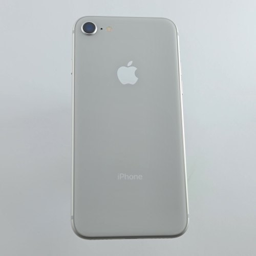 Смартфон Apple iPhone 8 64 GB Silver USED **