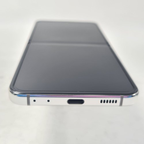 Смартфон Samsung Galaxy Flip 5 (F731B) 256Gb Beige (SM-F731BZEGSEK) USED **
