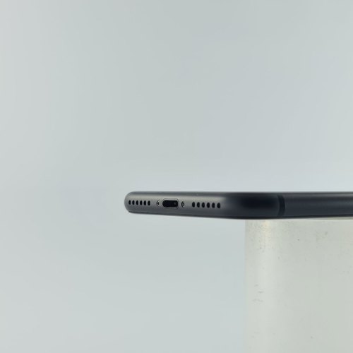 Смартфон Apple iPhone 8 64 GB Space Gray USED **