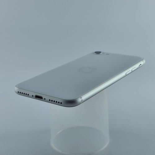 Смартфон Apple iPhone SE Gen.2 64 GB White USED **