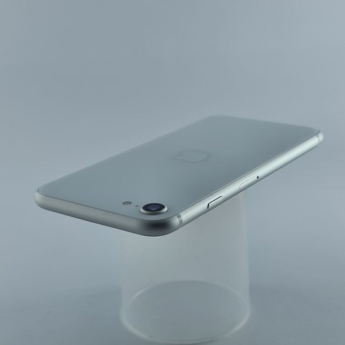 Смартфон Apple iPhone SE Gen.2 64 GB White USED **
