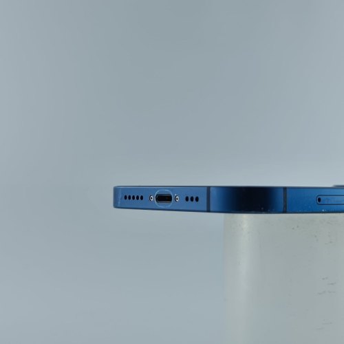 Смартфон Apple iPhone 13 128 GB Blue USED **