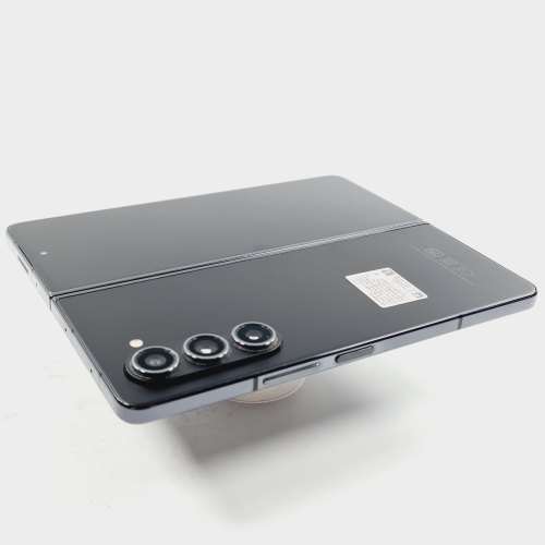 Смартфон Samsung Galaxy Fold 5 (F946B) 512Gb Black (SM-F946BZKCSEK) USED **