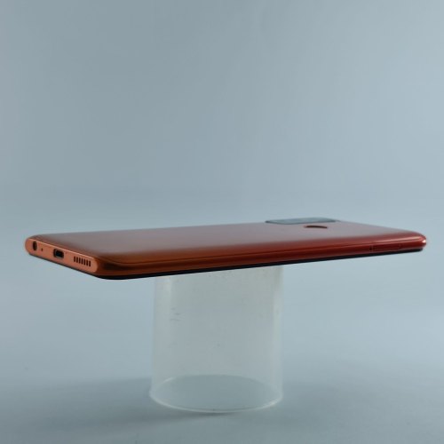 Смартфон Tecno Spark 5 Pro (KD7) 4/128Gb Spark Orange USED **