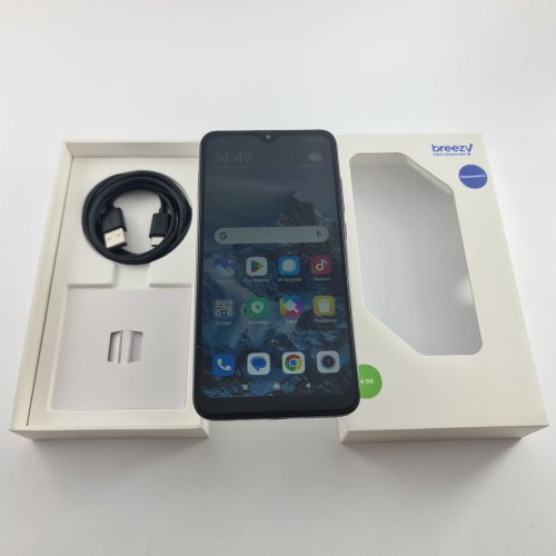 Смартфон Xiaomi Redmi 8 4/64Gb Black USED **