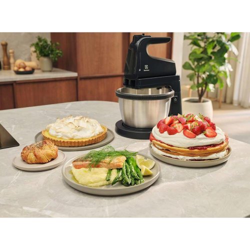 Міксер стаціонарний Electrolux ESM4B, 500Вт, 4 насадки, металева чаша, 3.5л, темно-сірий