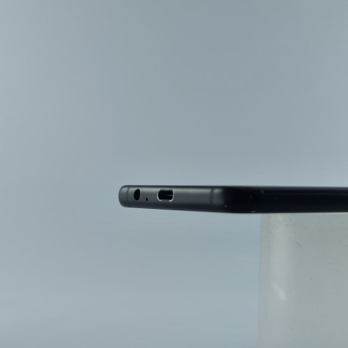 Смартфон Samsung Galaxy A8+ 2018 32 GB Black USED **