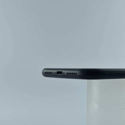 Смартфон Apple iPhone Xr 64 GB Black USED **