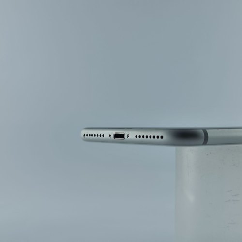 Смартфон Apple iPhone 8 Plus 64 GB Silver USED **