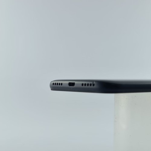 Смартфон Xiaomi Redmi 7 16 GB Eclipse Black USED **