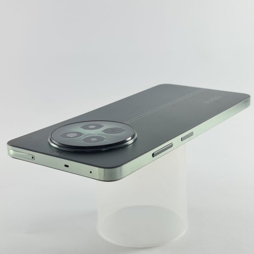 Смартфон Realme 12 5G 8/256Gb Woodland Green USED **