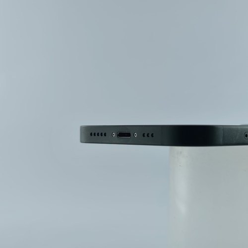 Смартфон Apple iPhone 13 128GB Green USED **