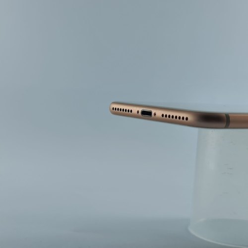 Смартфон APPLE iPhone 8 Plus 64GB Gold USED **