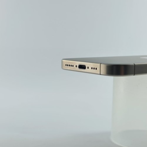 Смартфон Apple iPhone 15 Pro 128 GB Natural Titanium USED **