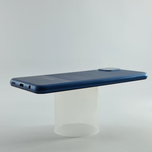 Смартфон Samsung Galaxy A12 32 GB Blue USED **