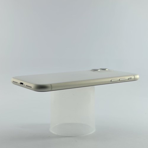 Смартфон Apple iPhone 11 64 GB White USED **