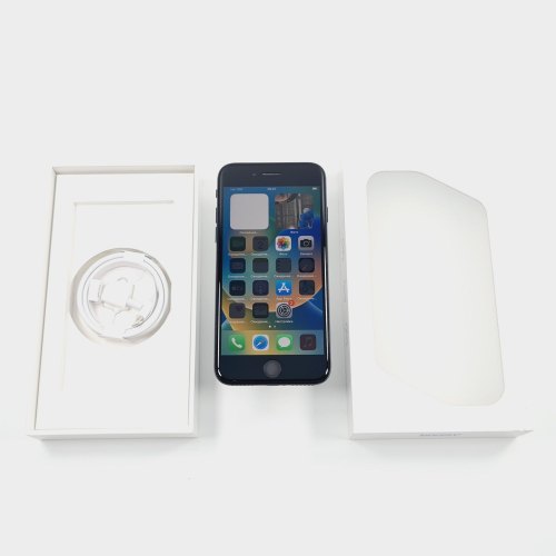 Смартфон Apple iPhone SE2 128GB Black USED **