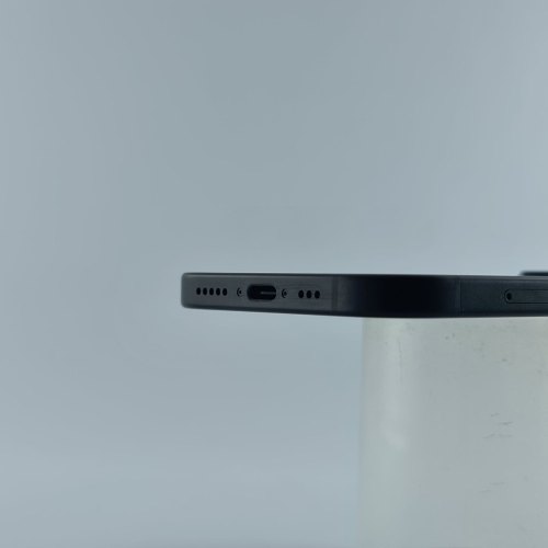 Смартфон iPhone 15 128GB Black,Model A3090 USED **