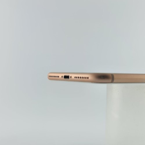 Смартфон APPLE iPhone 8 Plus 64GB Gold USED **