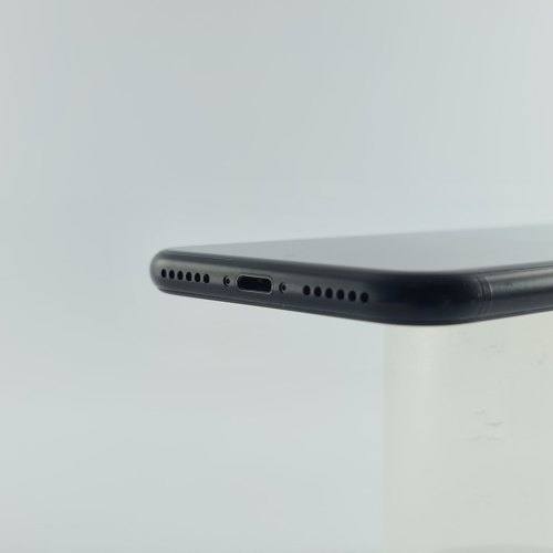 Смартфон Apple iPhone SE2 128GB Black USED **