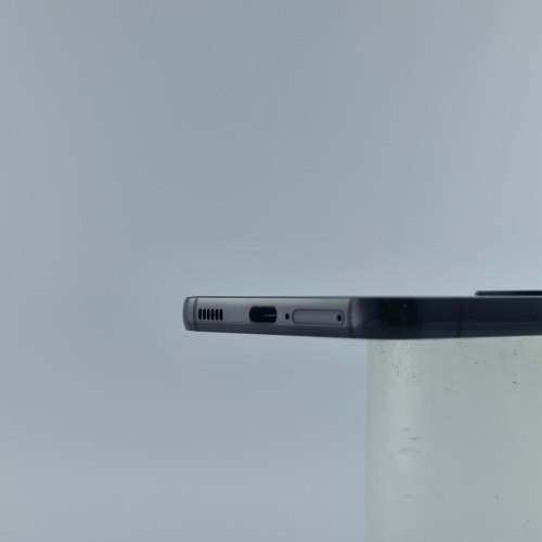 Смартфон Samsung Galaxy S22 (S901B) 256Gb Phantom Black (SM-S901BZKGSEK) USED **