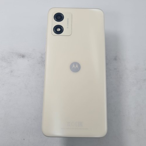 Смартфон Motorola Moto E13 (XT2345) 2/64Gb Creamy White USED **