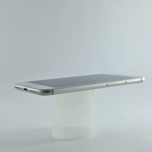 Смартфон Apple iPhone 8 Plus 64 GB Silver USED **